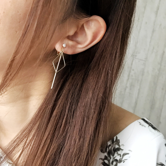 simple bar earring 7枚目の画像