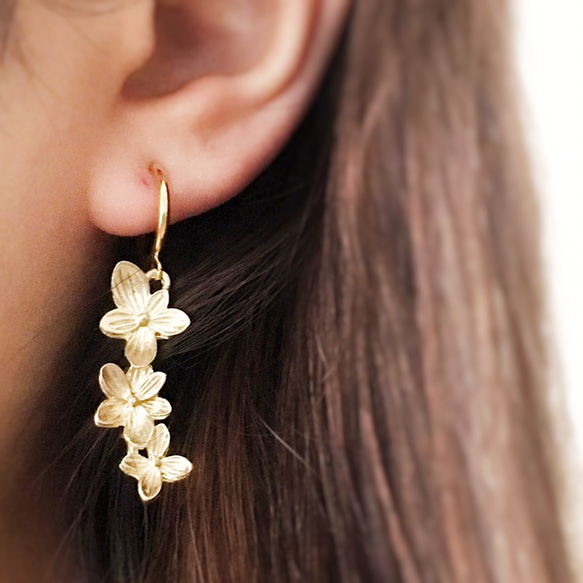 Flower earring 2枚目の画像