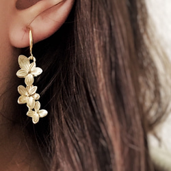 Flower earring 5枚目の画像