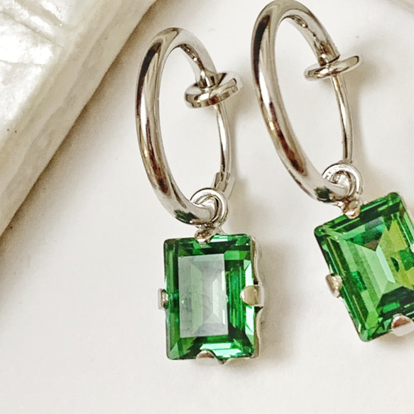 Swarovski square Green earring 2枚目の画像