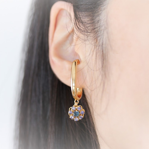 受注生産」スワロフスキーフラワーデザインイヤーカフ イヤーカフ mimi