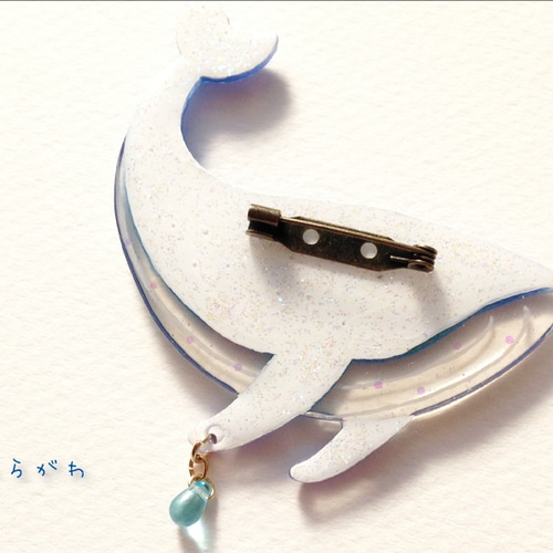 星くじらのブローチ ブローチ Kihiro. 通販 3992361｜Creema