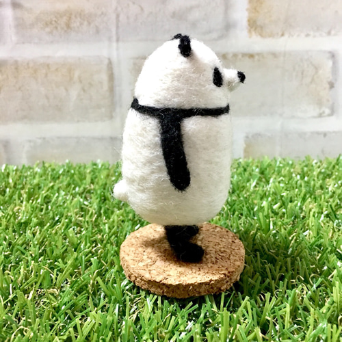 ぽてっとした哀愁漂うパンダさん 羊毛フェルト ☆kayu☆ 通販 4022033