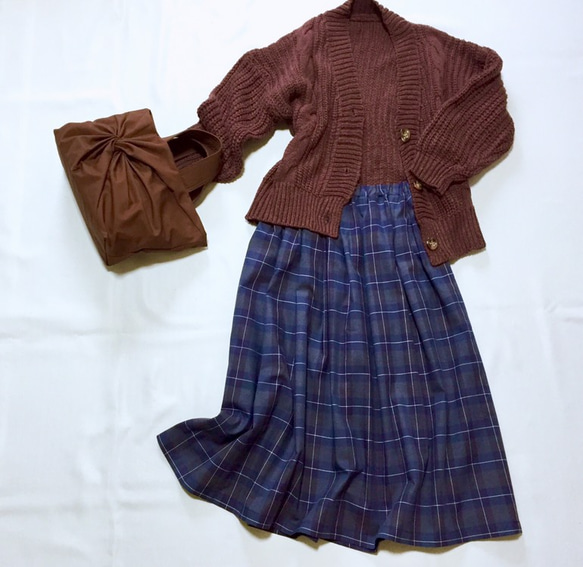 大人チェック柄たっぷりギャザースカート【受注製作】（ネイビー）サイズ有り 4枚目の画像