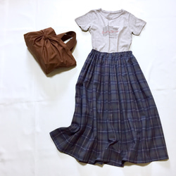 大人チェック柄たっぷりギャザースカート【受注製作】（ネイビー）サイズ有り 2枚目の画像