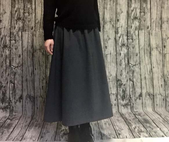 ウール混紡ロングフレアギャザースカート 5枚目の画像