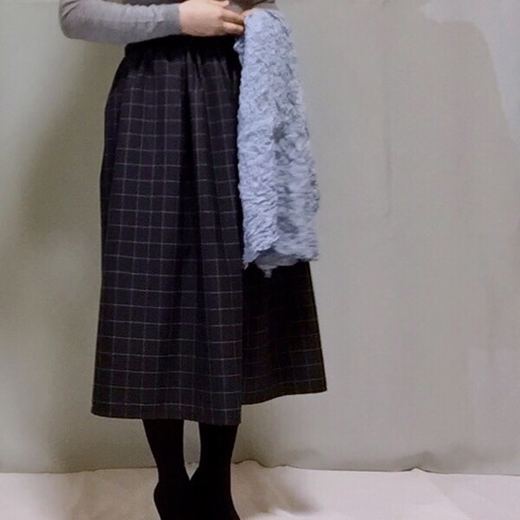 羊毛混紡格子腰帶變色褶皺長裙 ♪ 灰色 [訂製] 內襯（銅氨） 有尺寸 第7張的照片