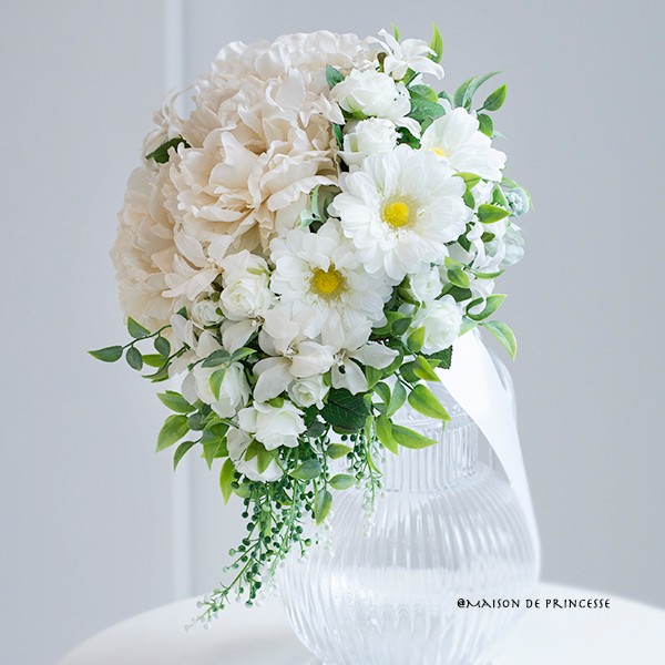 【ブートニア付き】luxury wedding..ティアドロップブーケ アーティフィシャルフラワー (造花)前撮り　海外