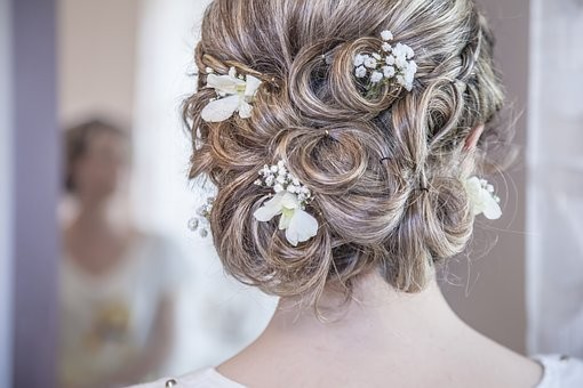 華やかなナチュラルヘアピック　～色打掛や成人式の振袖、結婚式、イベントに～ 4枚目の画像