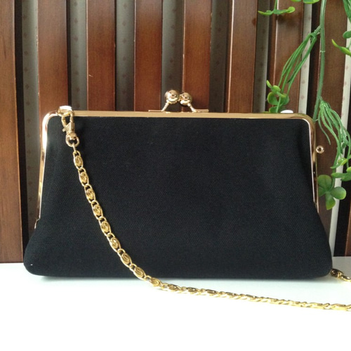 大容量のがま口お財布ショルダー 無地帆布 黒 選べるチェーン