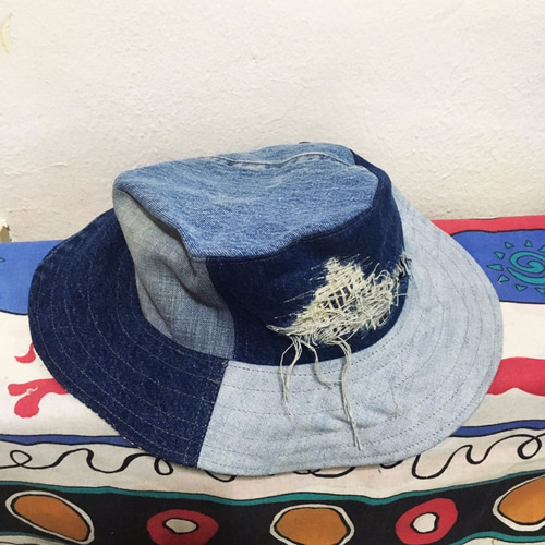 デニムリメイクハット*バケットハット*デニムパッチワーク*古着