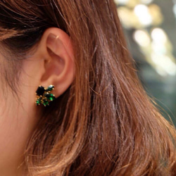 black/green pierce 2枚目の画像