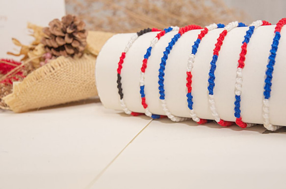 青と赤のブラックホース◕‿◕蜂蜜のスパイラル幸運願いロープロープロープのサーフ幸運ブレスレット編みブレスレット足のリング手作りの 8枚目の画像
