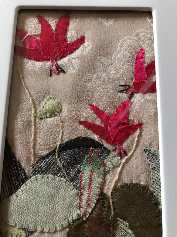 ヴィンテージ着物の布絵  カタクリの花が 6枚目の画像