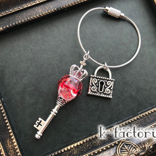王一博 肖戦 レジン　綺麗な石を入れ　超厚 キーホルダー 10点セット❣️確認用❣ オーダー＞宝石王の鍵キーホルダー レジン製 - k-factory garelly
