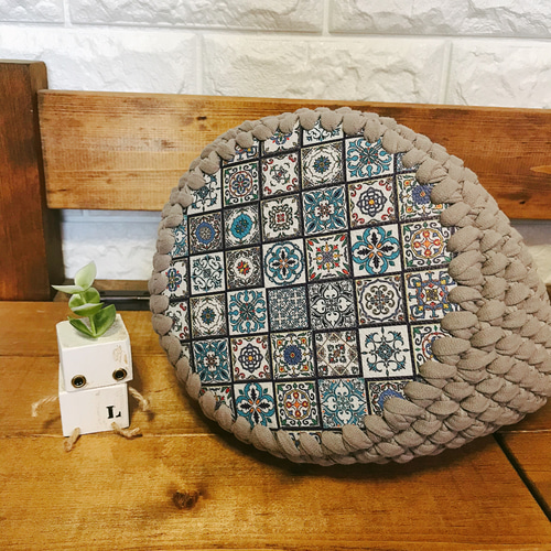 マルシェバッグ ☆ かごバッグ グレージュ 迷彩 カモフラ ロシアヤーン  