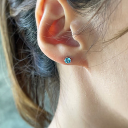 スイスブルートパーズ AAA ひと粒 4mm 14kgfピアス/イヤリング ピアス
