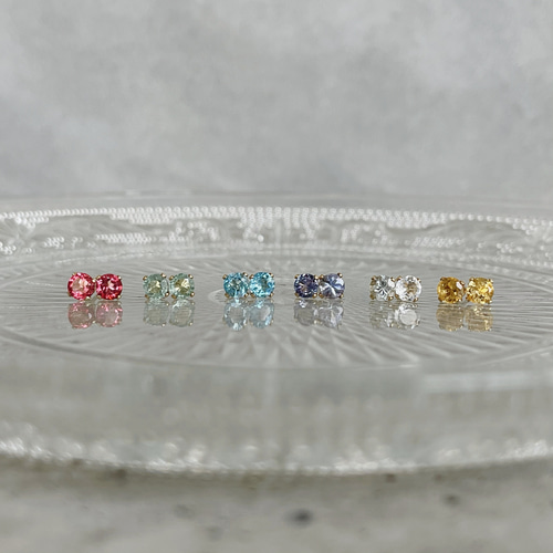 スイスブルートパーズ AAA ひと粒 4mm 14kgfピアス/イヤリング ピアス