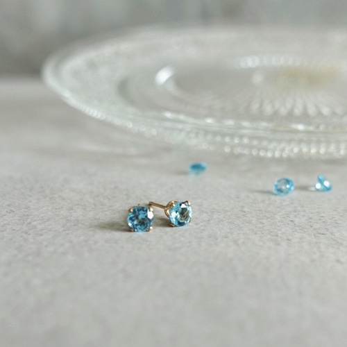 スイスブルートパーズ AAA ひと粒 4mm 14kgfピアス/イヤリング ピアス