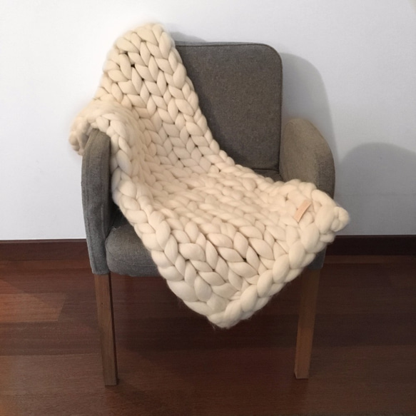 Chunky Giant Blanket (45x100cm) 1枚目の画像