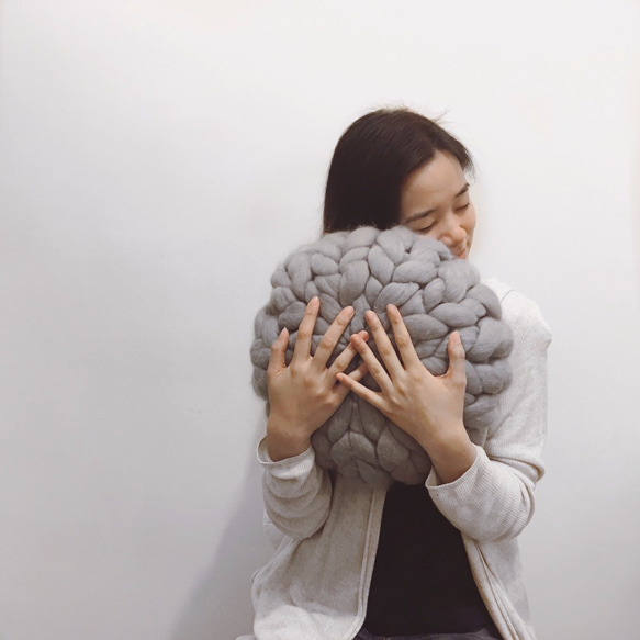 Chunky Cushion (Round) 1枚目の画像