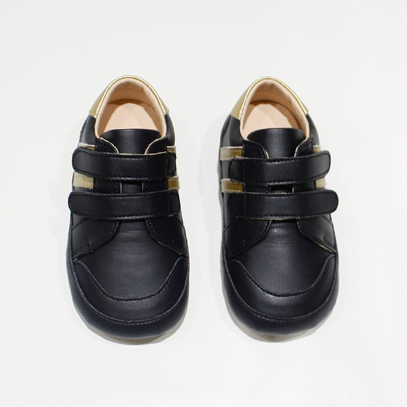 休閒運動風寶寶鞋-深藍黑 第2張的照片