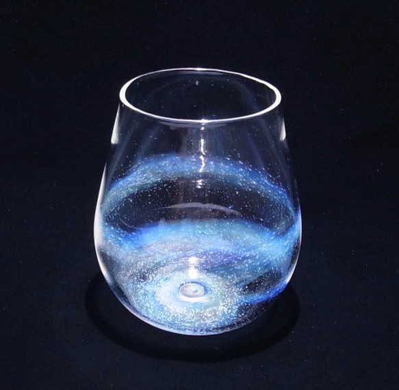 耐熱ガラス　銀河ワイングラス 2枚目の画像