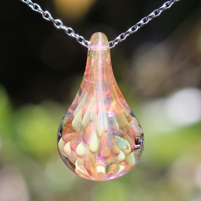 モナジー工房　虹の雫　ガラスペンダント　ネックレス　ハンドメイド