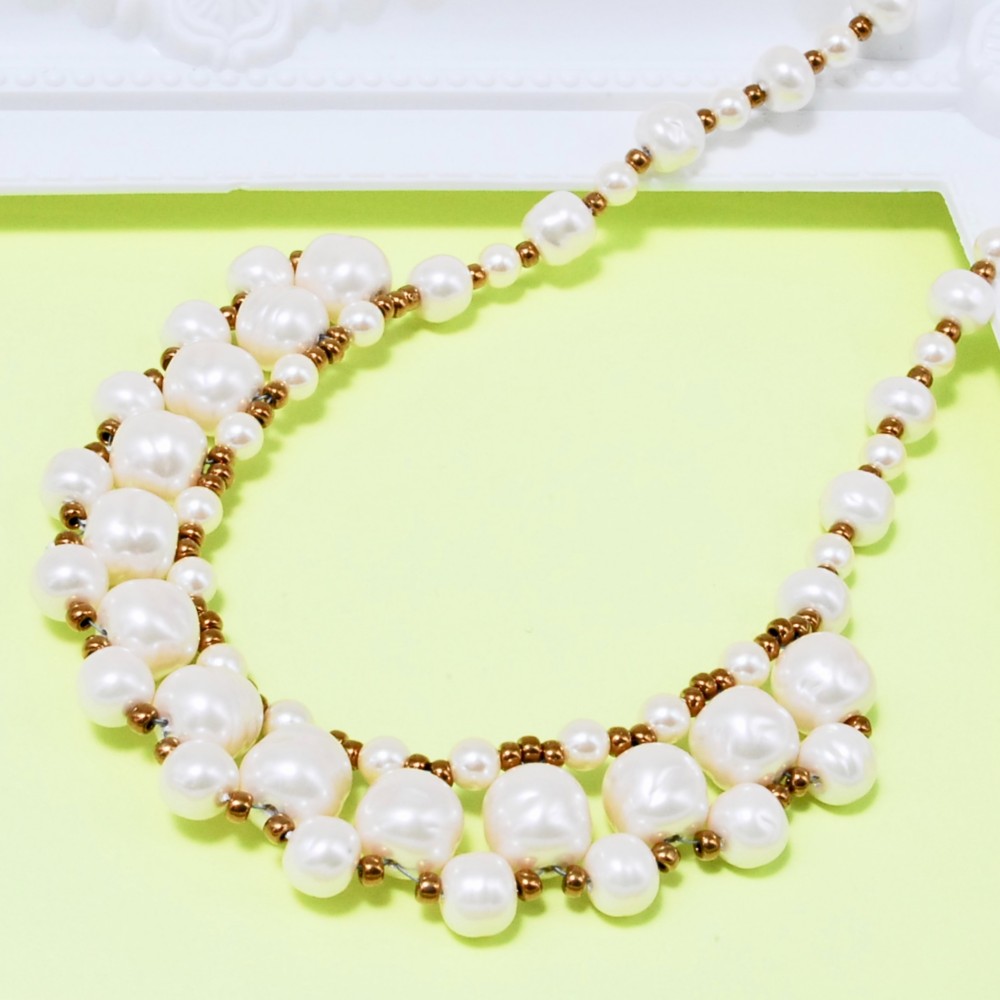 バロックパールのネックレス（３７センチ）