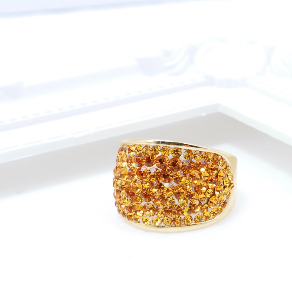 煌めくクリスタルのトパーズビジューリング16mm幅リングゴールド 　9,11,13,15,17,19,21号