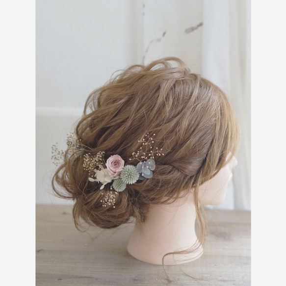 ゴールドのカスミ草と白あじさいとルリタマアザミ　＃ドライフラワー#ヘッドドレス#髪飾り 4枚目の画像