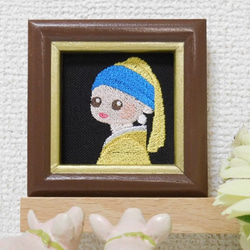 アクリル画 シルバーフレーム付き”MAMU”　作者小鳥　真作 アクリル画 シルバーフレーム付き”MAMU” 作者小鳥 真作 アクリル画