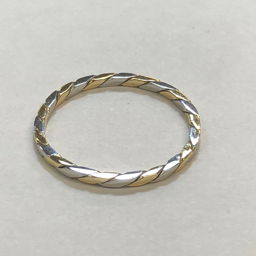 ジュビリーブレスレット型コンビリング　k18 pt900 ジュビリーブレスレット型コンビリング k18 pt900