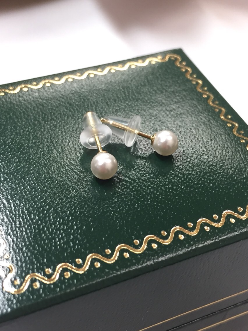 K18 クリスタルパール ピアス  真珠 18金パールピアス 4ミリパール
