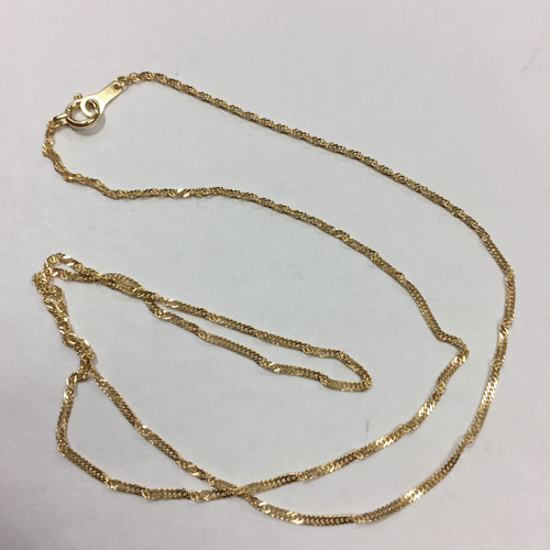 K18イエローゴールド 1.3ミリ幅 40cm スクリューネックレス レディース