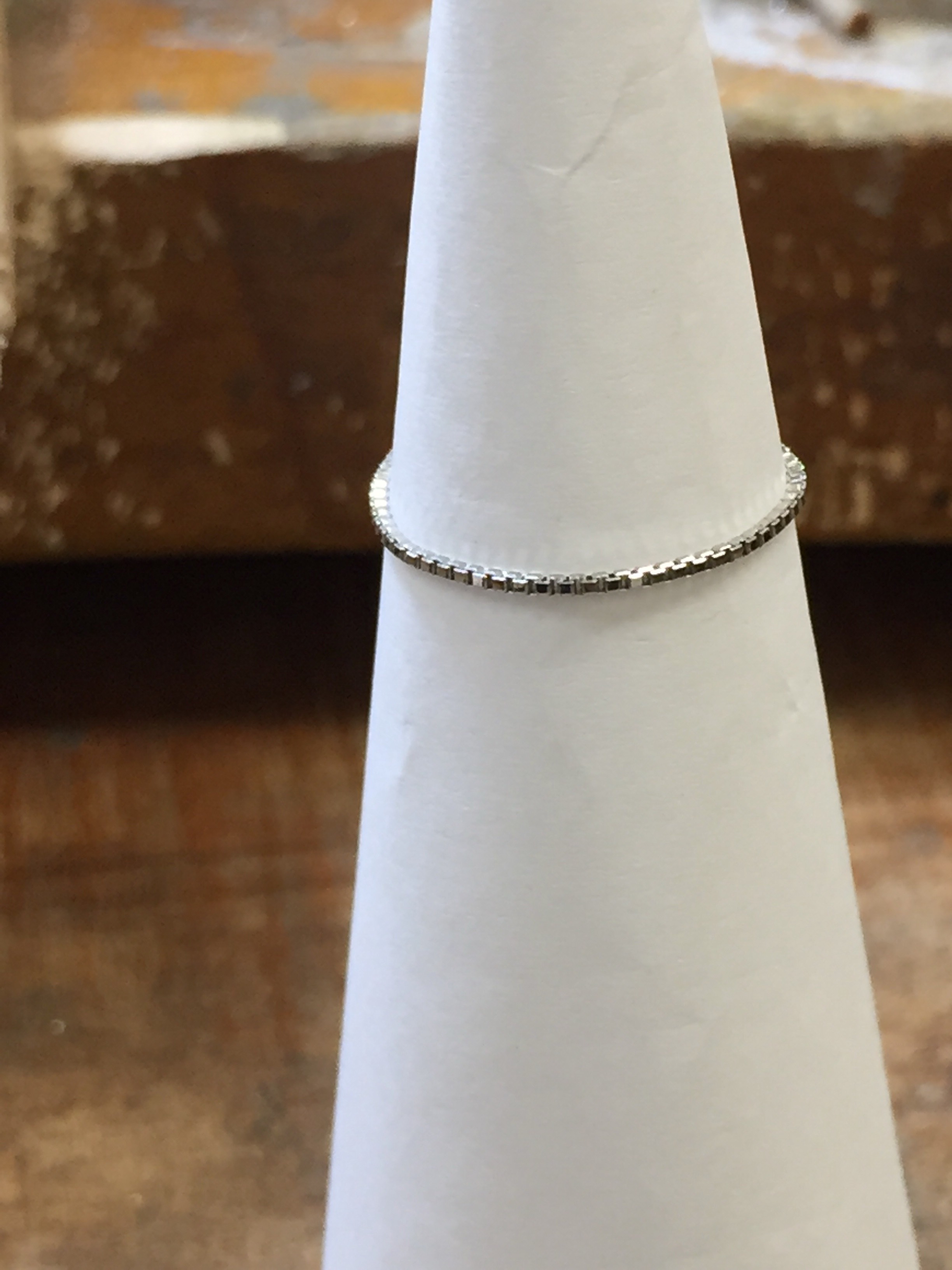 Pt850 プラチナ ベネチアン0.8mm幅　チェーンリング  華奢リング 指輪 レディース