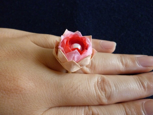 和紙で作った桜カラーのおりがみ花リング/指輪 3枚目の画像