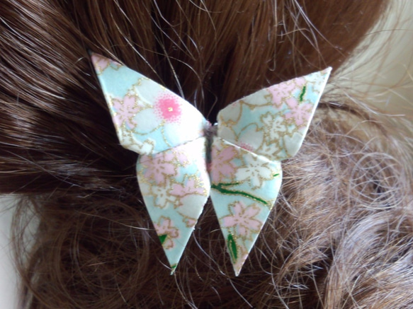 ほんわか春色　淡桜水色の蝶　おりがみかんざし　髪飾り　 1枚目の画像