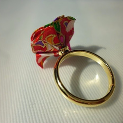 手染め友禅和紙使用　おりがみリング　指輪　赤いバラ 4枚目の画像