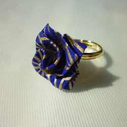 手染め友禅和紙使用　おりがみリング/指輪　青いバラ 1枚目の画像