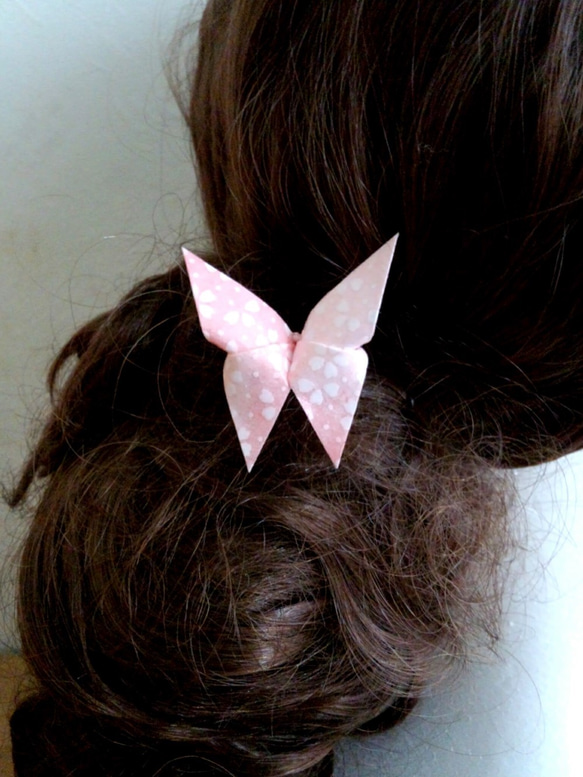 友禅和紙　おりがみかんざし　髪飾り　桜の蝶 3枚目の画像