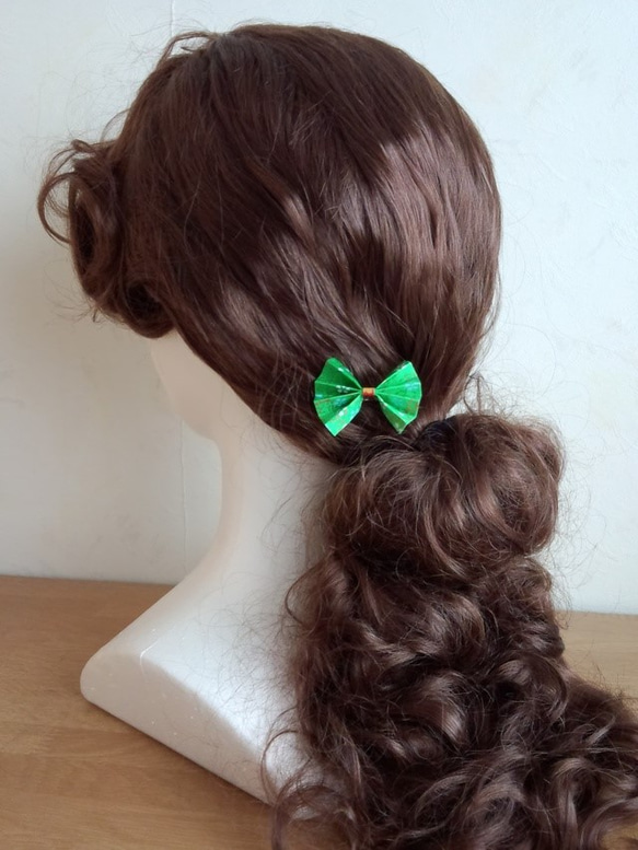 友禅和紙使用　おりがみかんざし髪飾り　緑のリボン 2枚目の画像