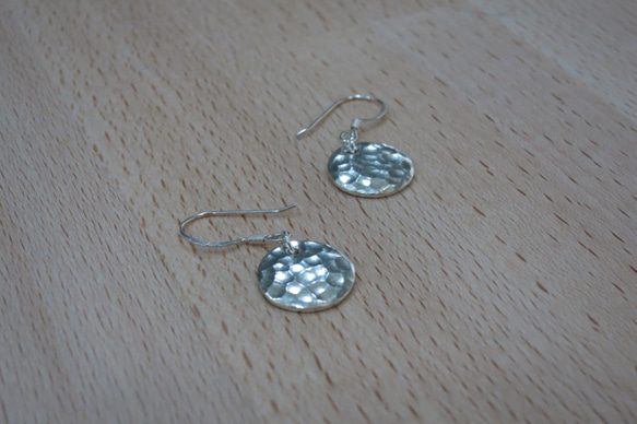 質感系列沖敲純銀耳環 #1 sterling silver earrings 手作飾品 handmade jewelry 第4張的照片