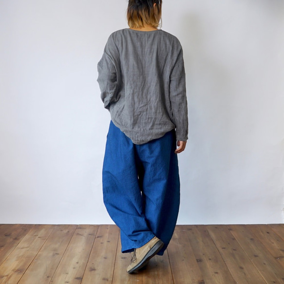 『福袋』寬鬆薄紗T/灰色+連體刺子燈籠褲/藍色 第2張的照片