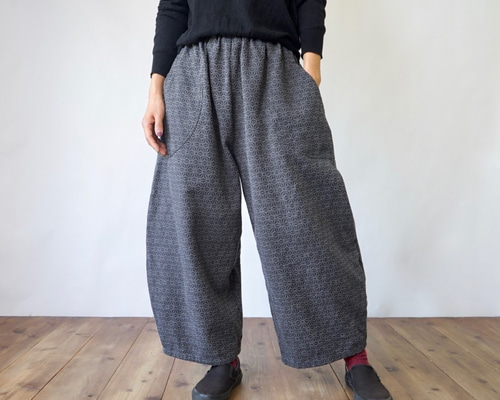 A16236 美品 DEVOA リネン和紙　バルーンパンツ　グレー　3 A16236 美品 DEVOA リネン和紙 バルーンパンツ グレー 3