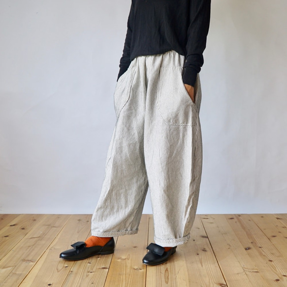 一件式刺子氣球褲/米白色/三河棉刺子編織 第1張的照片