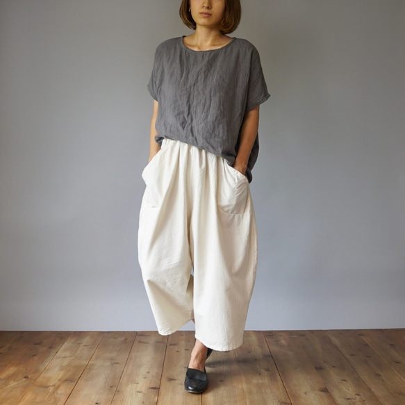 《夏日福袋》寬鬆紗布T卹/灰色+氣球褲8/4長/米白色 第2張的照片