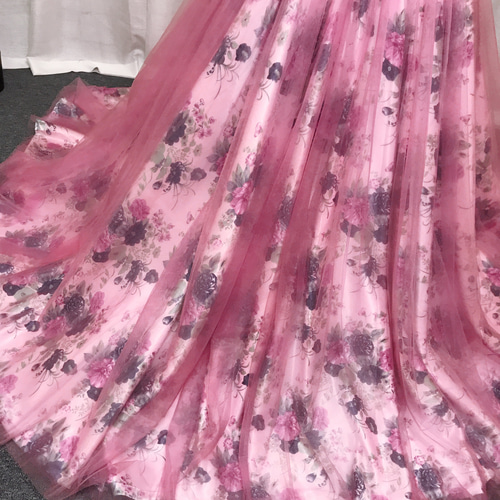 花柄のオーバースカート、チュールオーバースカート、ドレスの