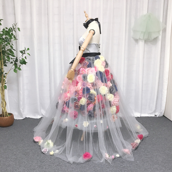 薔薇のウェディングドレス、ハンドメイド、 2枚目の画像