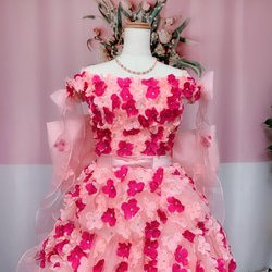お花付き、リボン、ハンドメイドウェディングドレス、カラードレス、オーダーメイドドレス 2枚目の画像